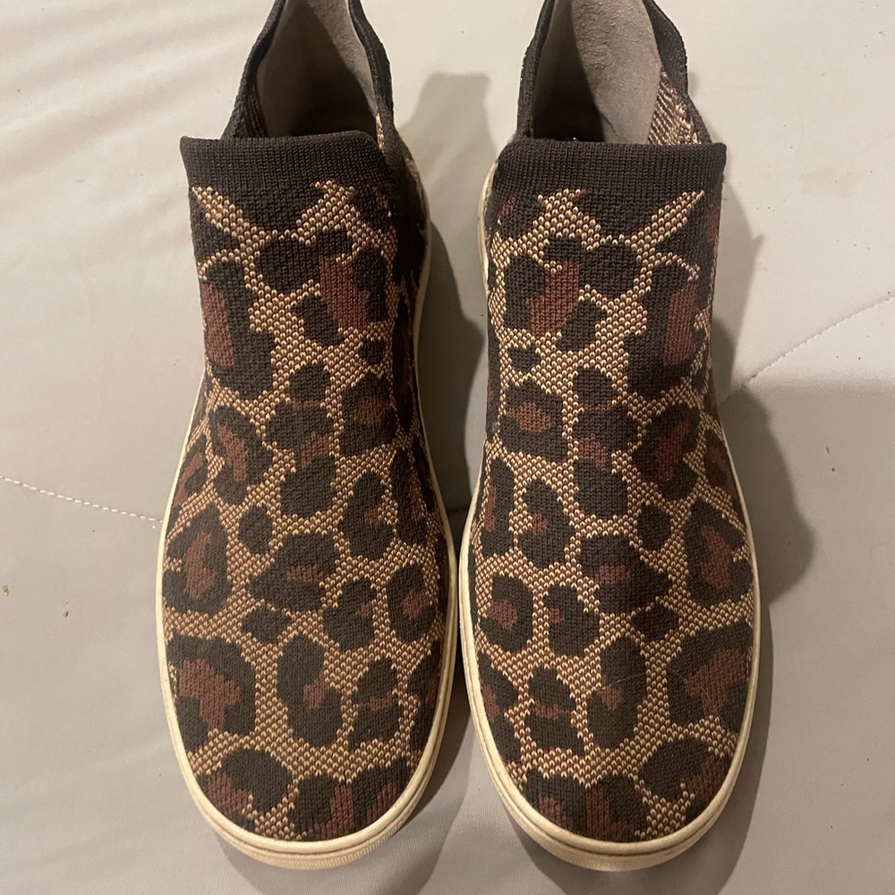 Womens Rothy’s Cheetah Chelsea Big Cat 8.5
